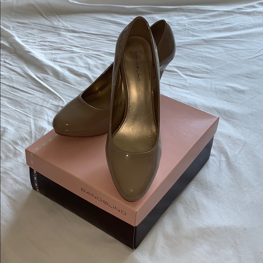 Bandolino Nude Heels